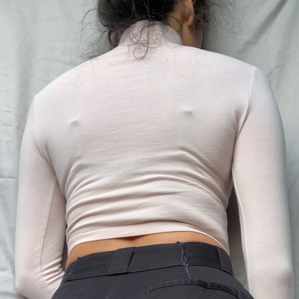 Crop top - Picture 2 of 4